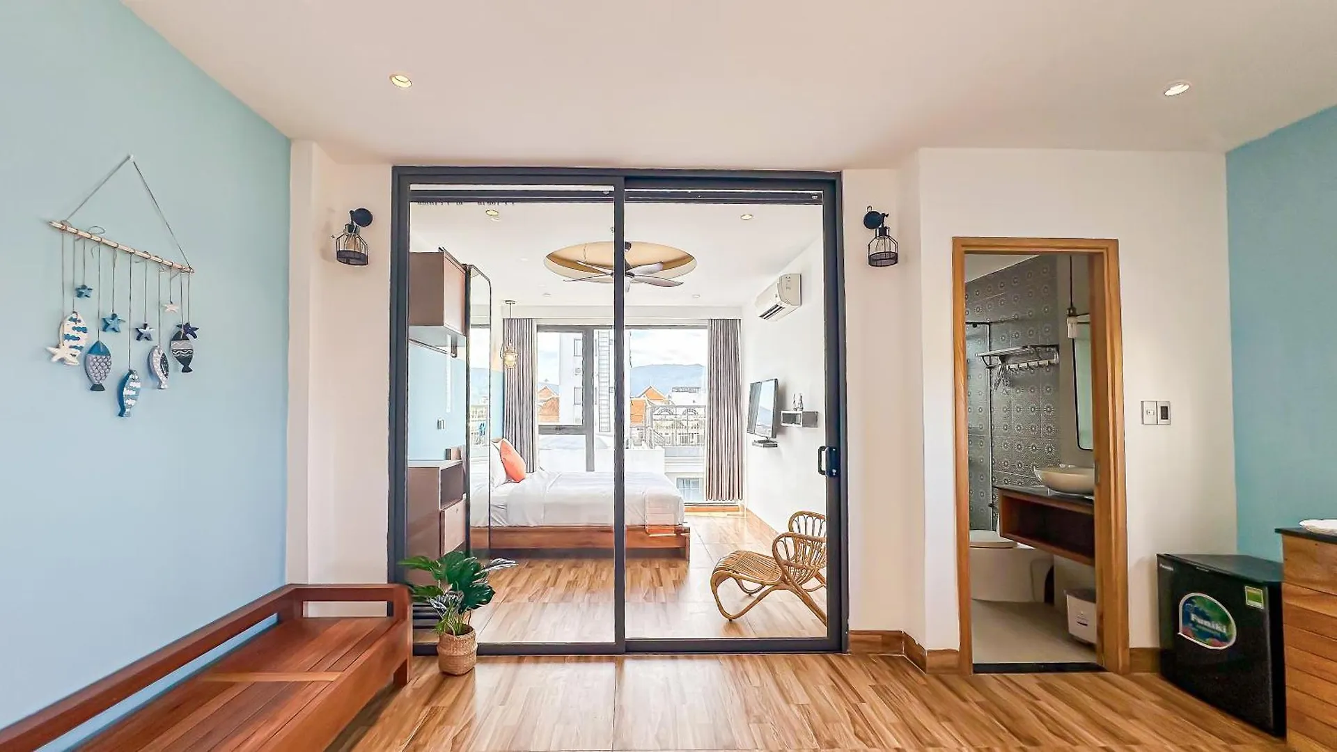 Sea Vista Boutique Hotel & Apartment Da Nang Vietnam